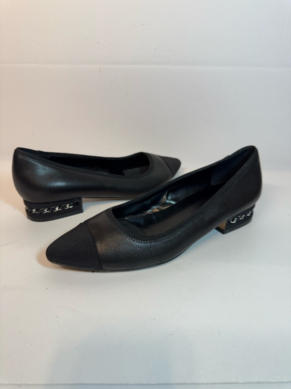 VANELi Black Leather Cap Toe Chain Heel Pointed Flats Size 8M
